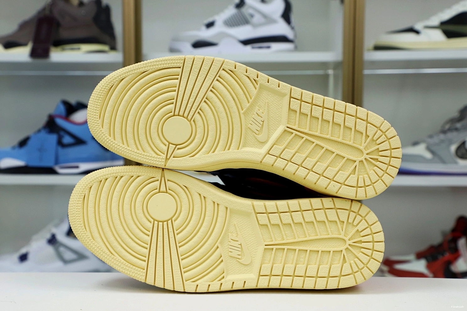 HIGH BACKBOARD 1 'SHATTERED JORDAN AIR 3.0' OG RETRO 1026